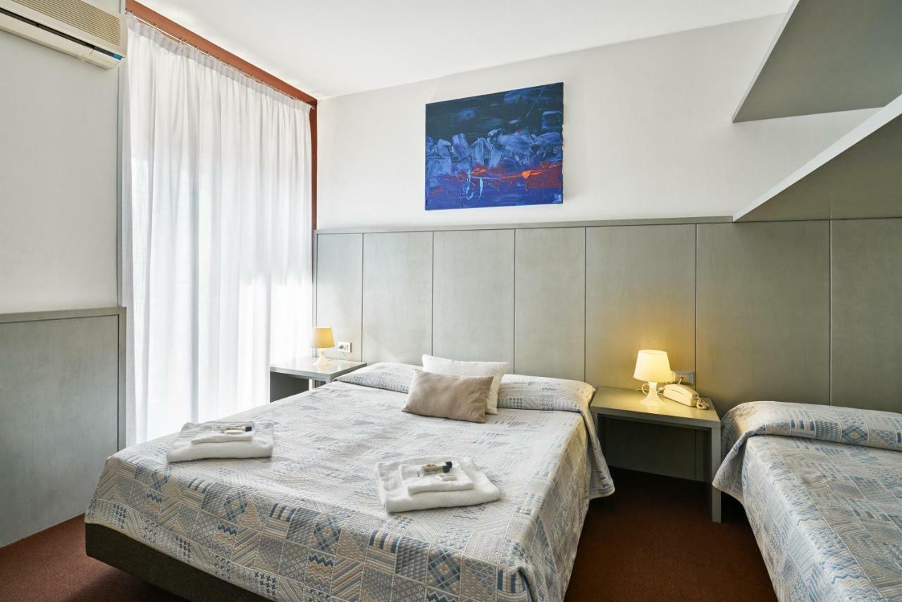Hotel Europa Градо Екстериор снимка